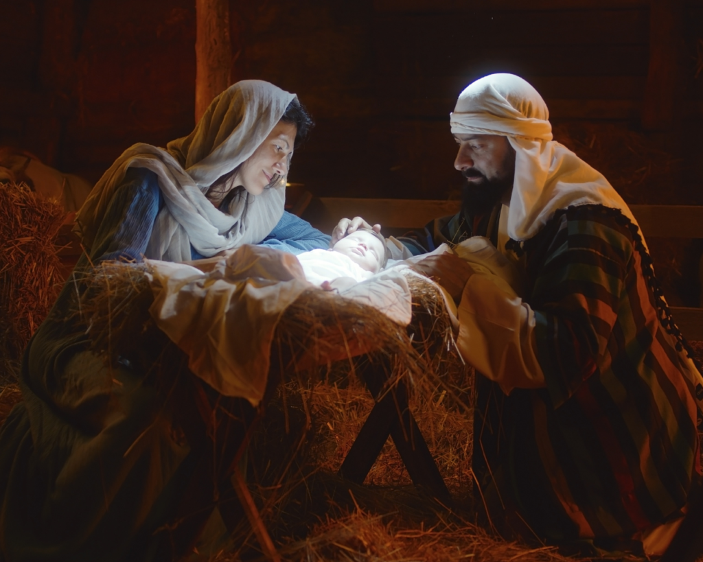 Christmas Eve Candlelight Service – 5:00 pm